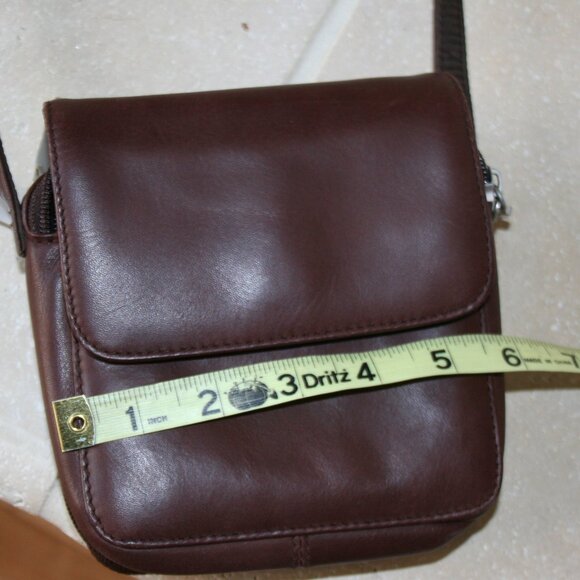 HOBO Crossbody Bag /Wallet(NWOT) - Picture 11 of 12